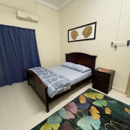 Nazirin Homestay Manjung Venice Lumut Luaran gambar