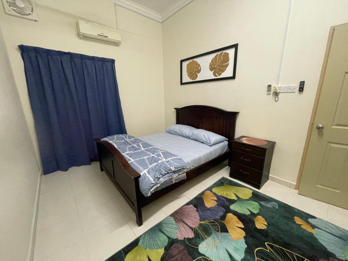 Nazirin Homestay Manjung Venice Lumut Luaran gambar