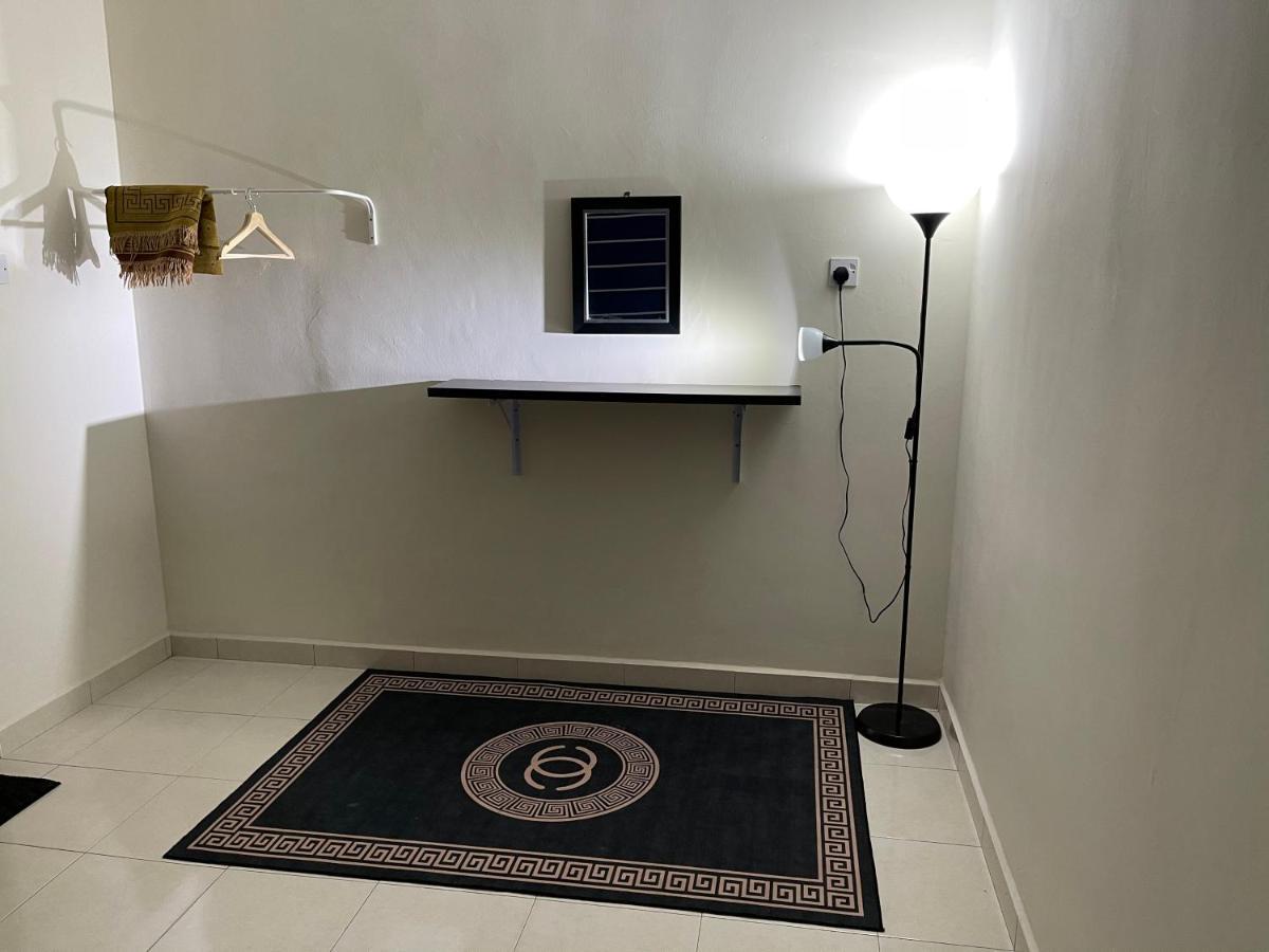 Nazirin Homestay Manjung Venice Lumut Luaran gambar